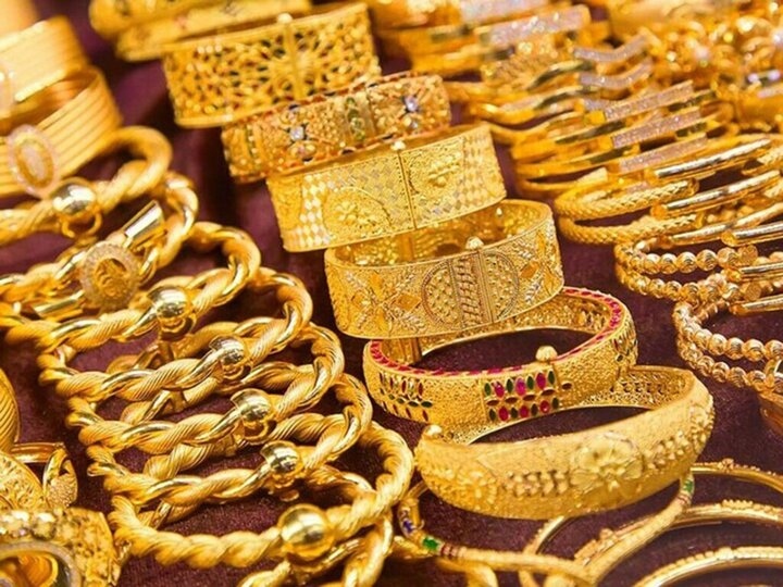 Domestic gold prices skyrocket to VND74.5 million per tael